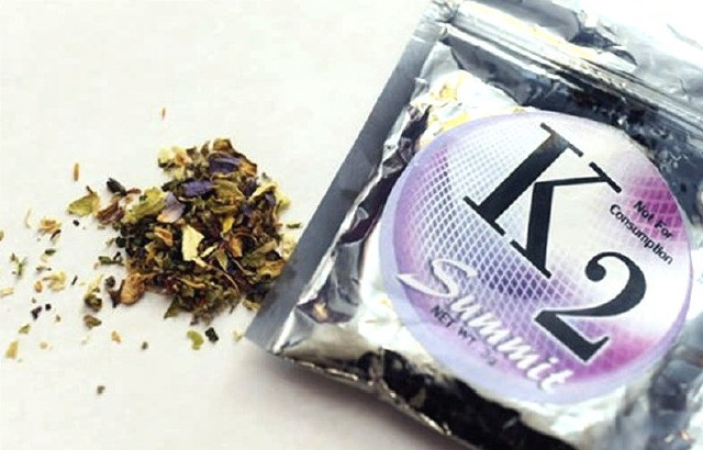 What Is Synthetic Marijuana: Side Effects, Withdrawal Symptoms and More